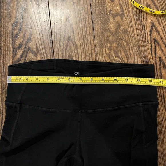 GapFit black leggings size small. - Picture 7 of 8